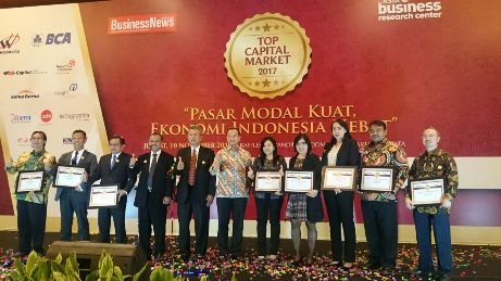 Sejumlah Emiten dan Pelaku Pasar Modal Raih Top Capital Market 2017
